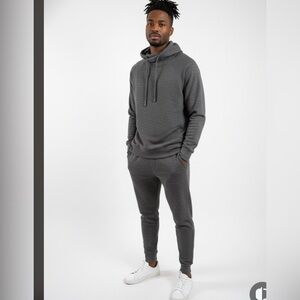 Men's Alo Yoga Gray Sweatshirt and pant set